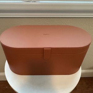 Dyson airwrap BOX
